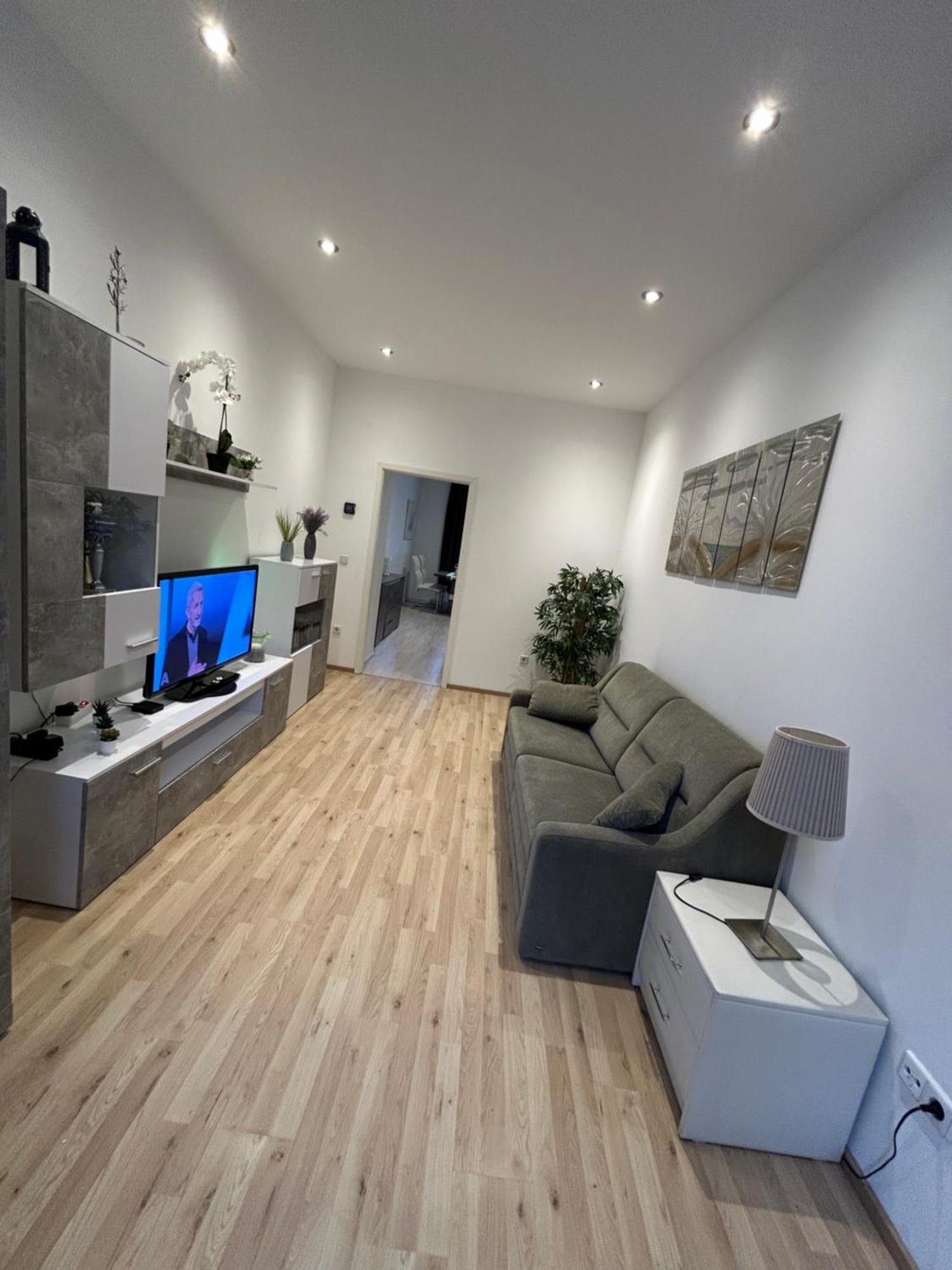 Schoene, Helle Wohnung In Stadtnaehe Wiedeń Zewnętrze zdjęcie
